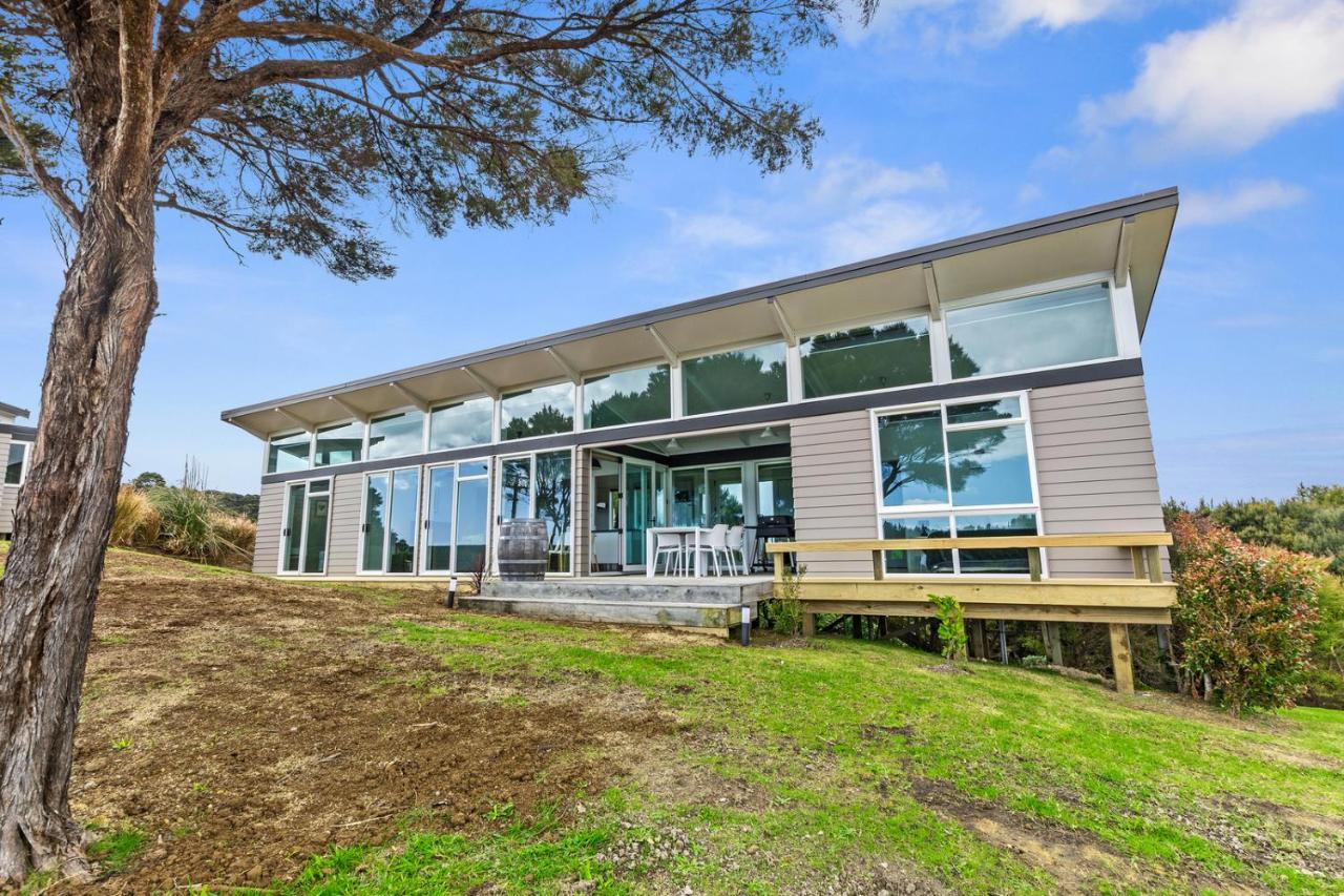 Paroa Bay Chalets - Te Whare Tui Расселл Экстерьер фото