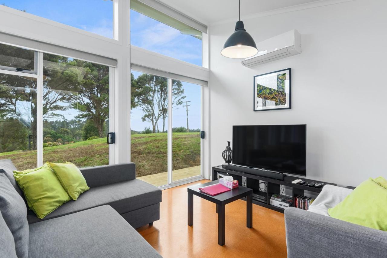 Paroa Bay Chalets - Te Whare Tui Расселл Экстерьер фото